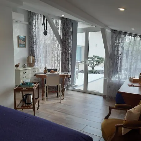 Un Petit Coin De Paradis A Haute Bed & Breakfast Jarrie